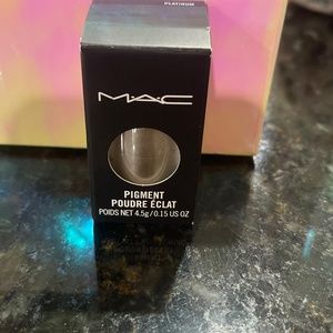 MAC pigment